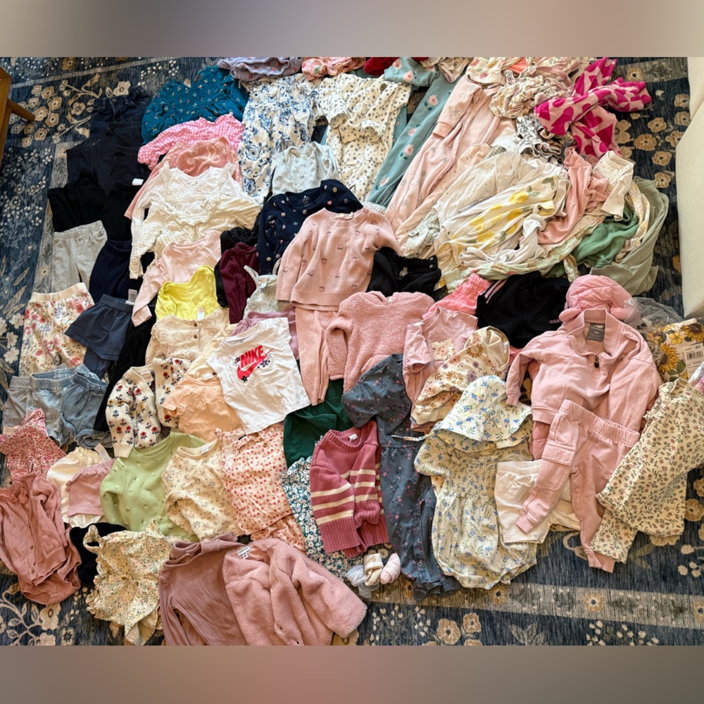 18 Month Baby Girl Clothes Gap/Hannah Anderson Sets/Onesies/PJs/Coat 70+ Pieces